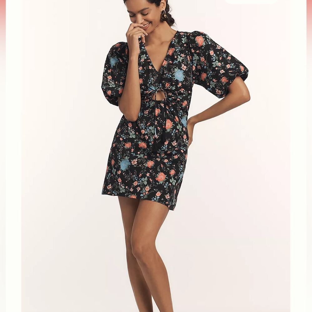 NWT✨ Anthropologie Floral Black Romper with Cutouts ✨ SO Cute 🙌